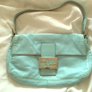 ⚡️⚡️SALE⚡️⚡️FENDI Light blue leather baguette