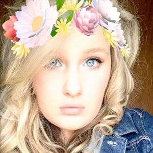 Meet your Posher, Ashley