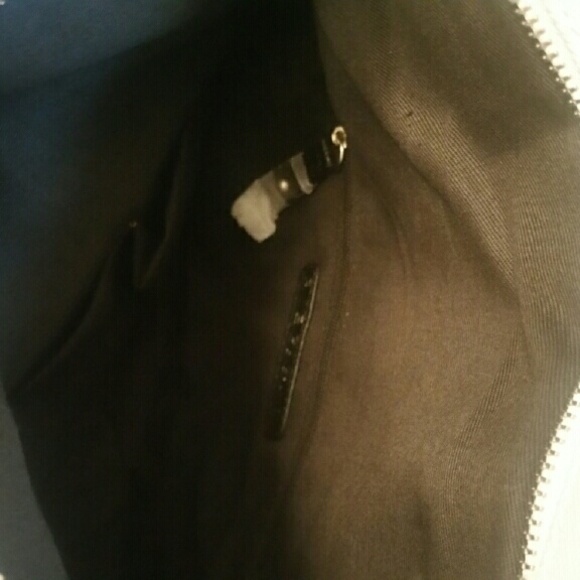 BCBG magnetic folding clutch - Picture 3 of 3