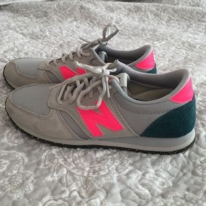 New Balance grey / pink 420s size 7
