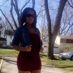 Meet your Posher, Kaneisha