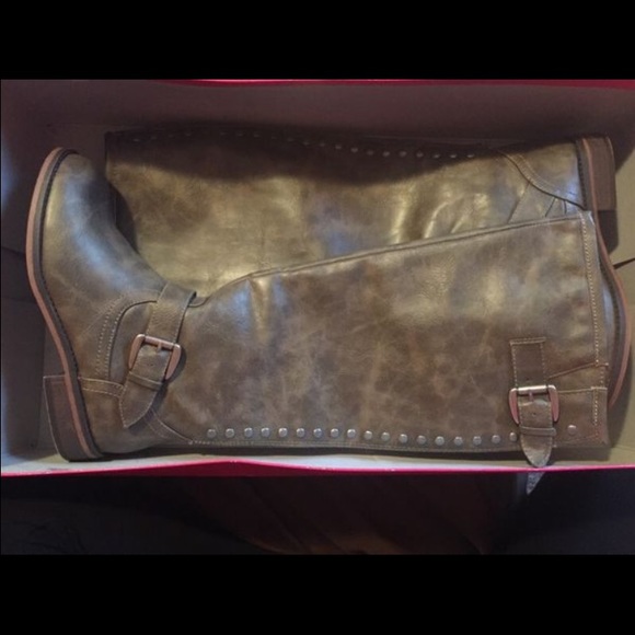 Candie's Boots