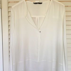Nice blouse - NWOT - size M