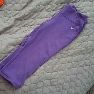 Dry fit Nike capris