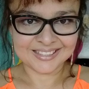 Meet your Posher, Marisela