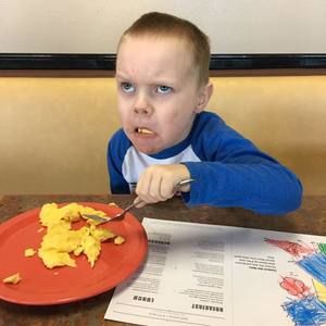 Meet your Posher, Hilary