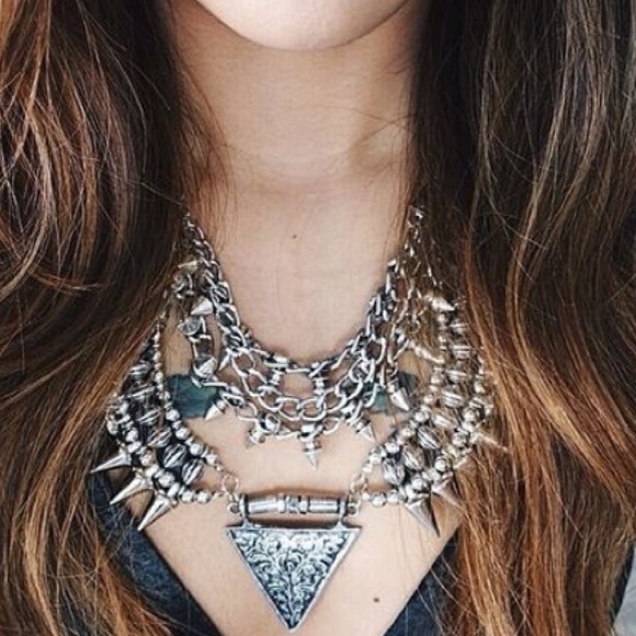 New Bohemian Punk Spikes Style Necklace - Picture 2 of 3