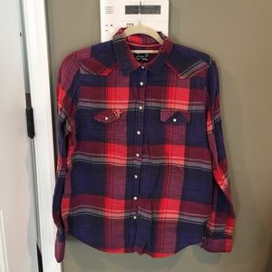 American Eagle Button down flannel