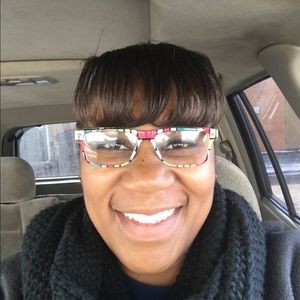 Meet your Posher, Evon