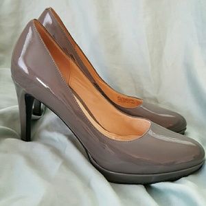Cole Haan grey pumps