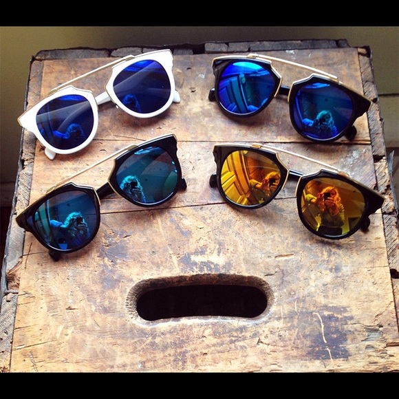 SALE FLAT TOP BLACK ROUND SUNGLASSES So real - Picture 2 of 2