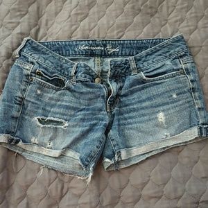 American eagle shorts!