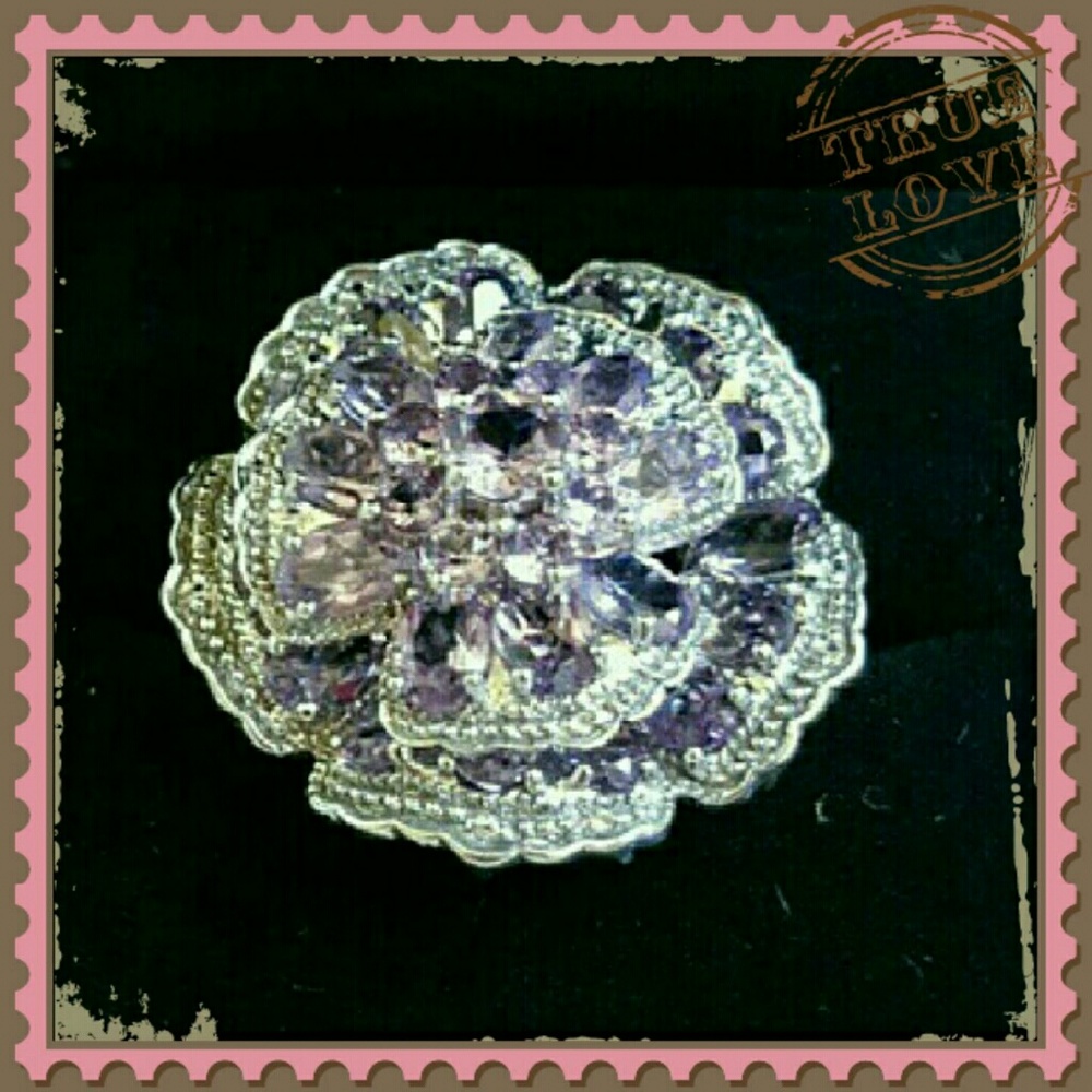 925 Amethyst floral ring size 7/7 1/2