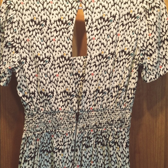 Cooperative Open Back Dress - Picture 4 of 4