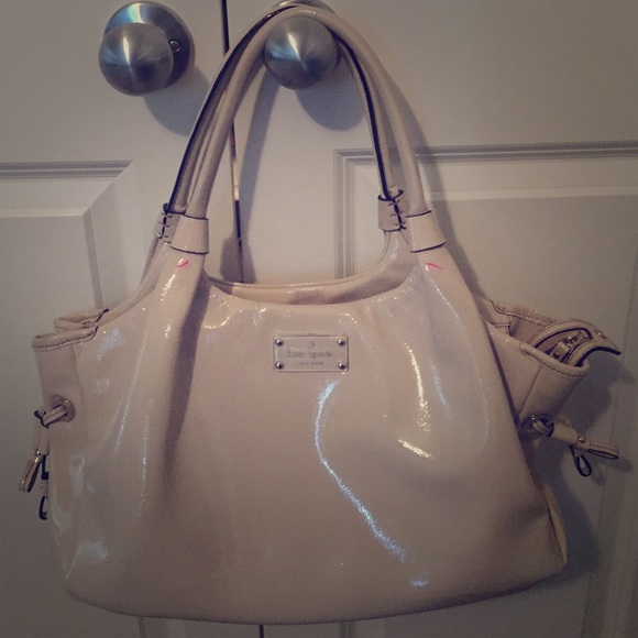 kate spade Handbags - Kate Spade patent leather purse