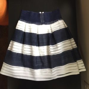High waisted skirt