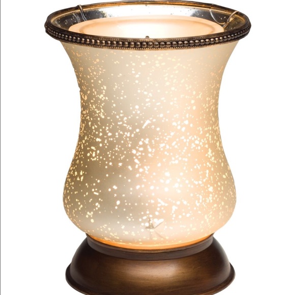 Cream Tulip Shade Lampshade Scentsy Warmer