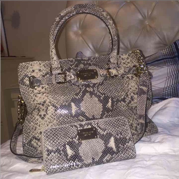 Michael kors embossed Hamilton set