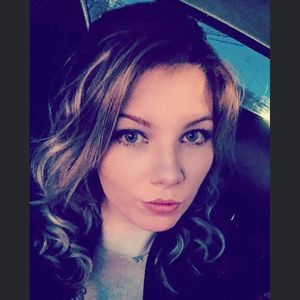 Meet your Posher, Casey