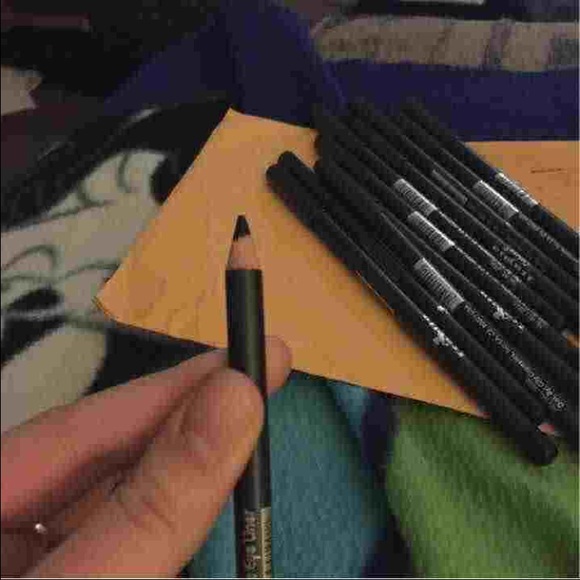 Three Eyeliner Pencils - Picture 3 of 4