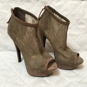 Bebe boots 6.5M Lace booties