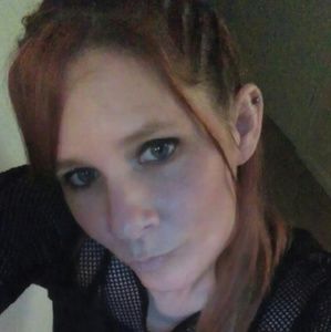 Meet your Posher, Iola