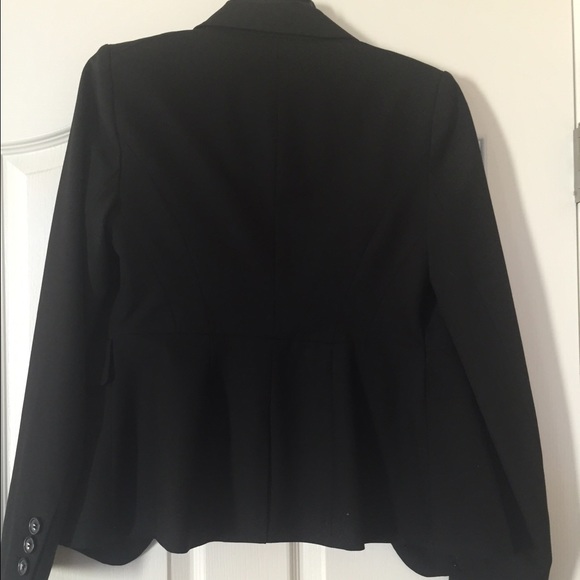 Black blazer - Picture 2 of 3