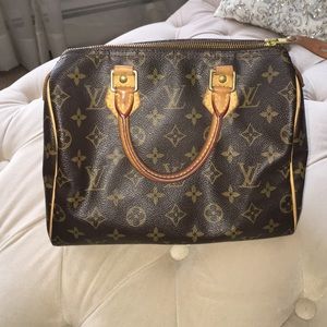 Louis Vuitton Speedy