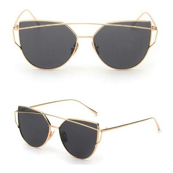 Accessories | Black & Gold cat eye sunnies MEOW😻 - Picture 2 of 4