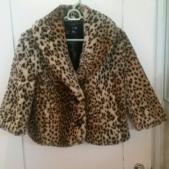 Leopard print faux fur coat