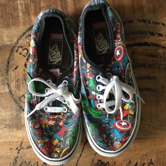 Kids Avenger Print Vans shoes