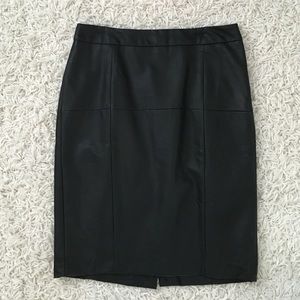 Black faux leather pencil skirt
