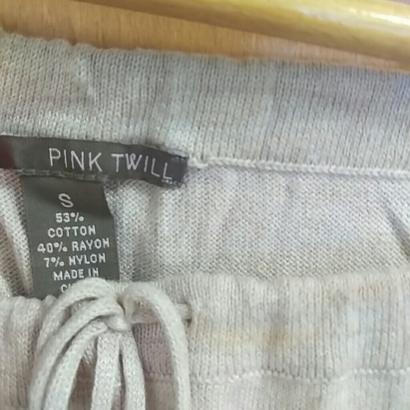 Cute tunic sweater! - Picture 2 of 2