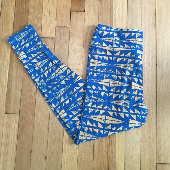 Tall and curvy Lularoe leggings, blue and cream