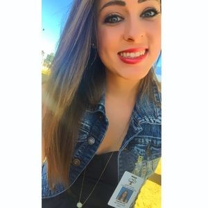 Meet your Posher, Erin