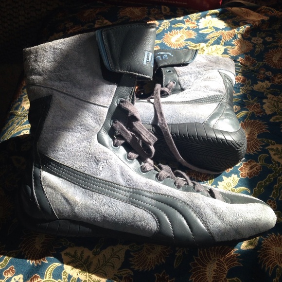 Leather/suede Puma high top running shoes