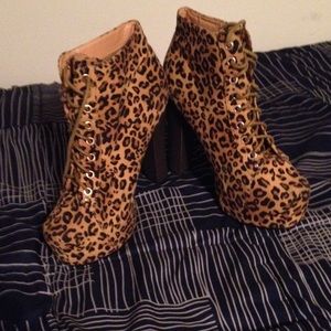 Leopard booties