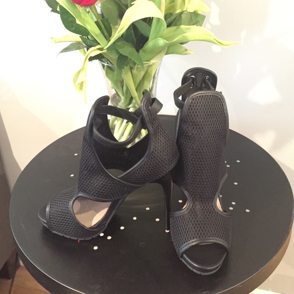 **Reposh** Iggy Azalea Steven Madden High Heels - Picture 3 of 4