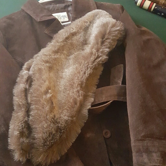 Brown leather coat - Picture 2 of 4