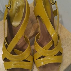 Mustard Sharply Heels
