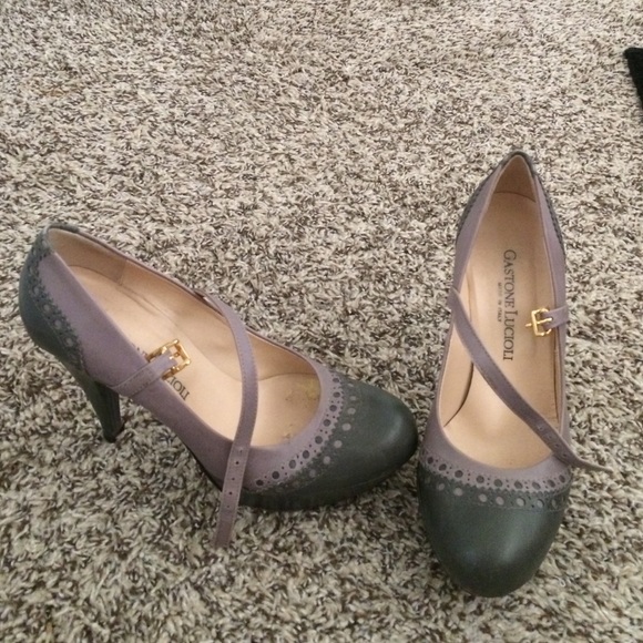 Heels - Picture 4 of 4