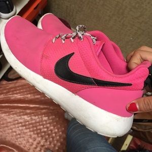 Pink Roshe Run