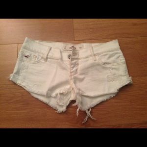 White Hollister distressed shorts size 0