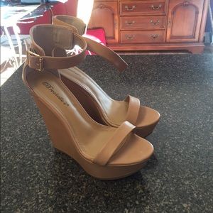 Tan wedges