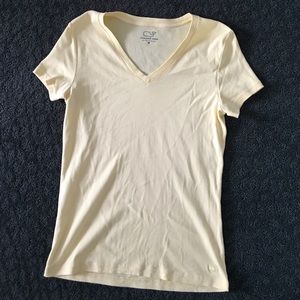 Vineyard Vines V-Neck. New Condition.