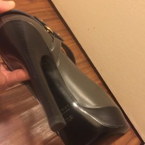 Gucci Mary Janes, platforms, 7.5, greenish gray