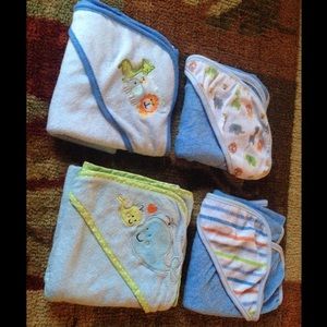 Set of 4 baby towels