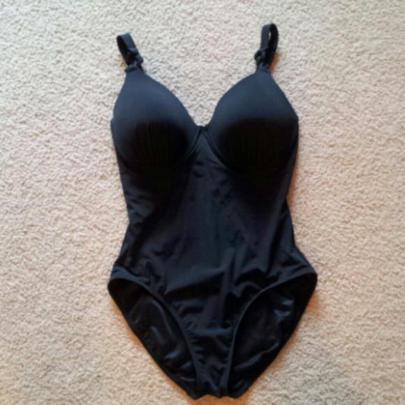 Spanx 10 D/DD swimsuit black