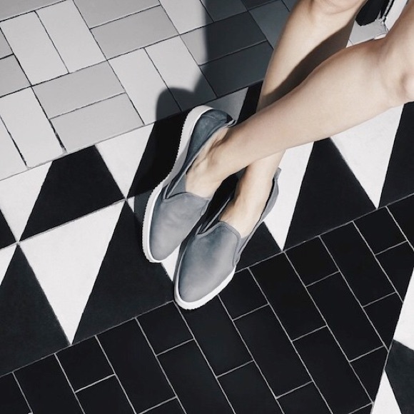 Everlane Street Shoe