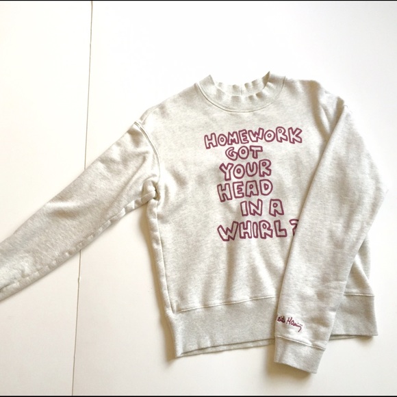 Sweatshirt (NEW)